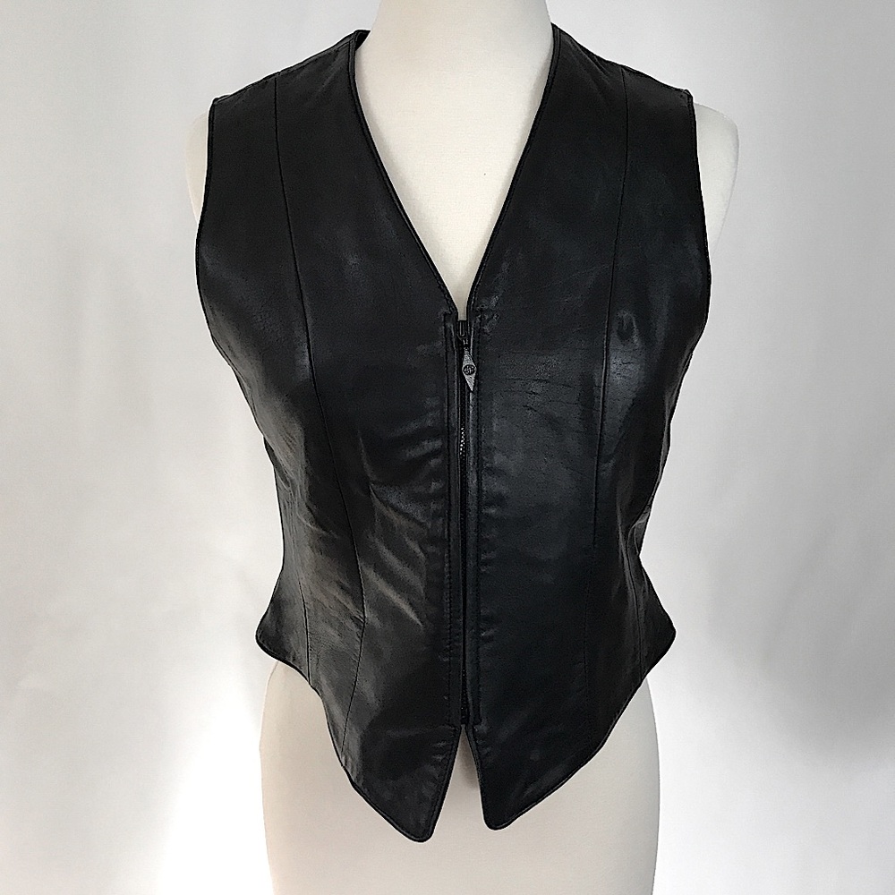 Leather fitted vest size 6
